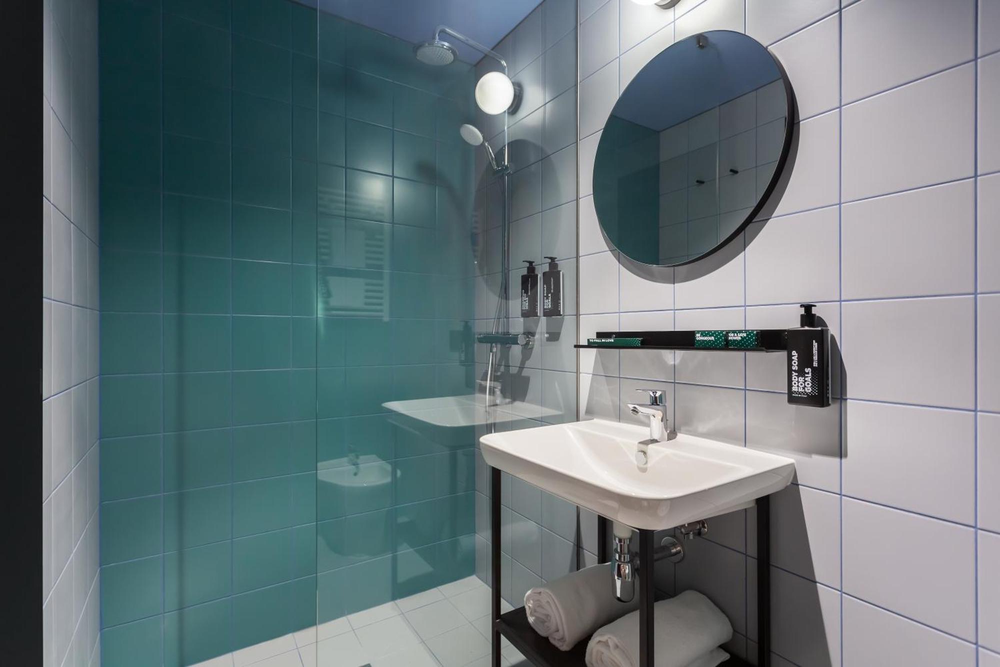 Cx Milan Nom Hostel Εξωτερικό φωτογραφία